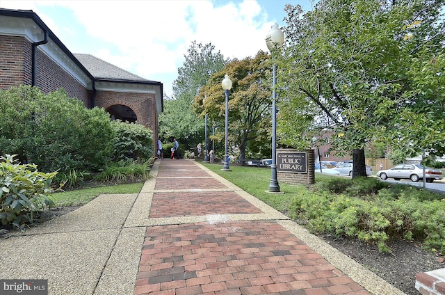 3246 Blundell Rd, Falls Church, VA 22042 - view of property's community