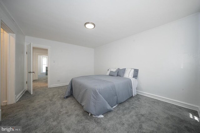 426 Hampden Rd, Upper Darby, PA 19082 - carpeted bedroom featuring baseboards