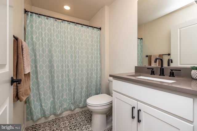 full bath featuring toilet, shower / tub combo with curtain, and vanity