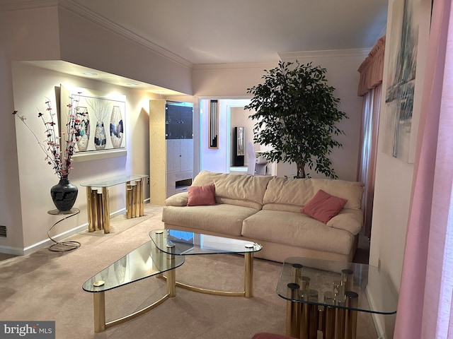 living area featuring carpet, crown molding, and baseboards