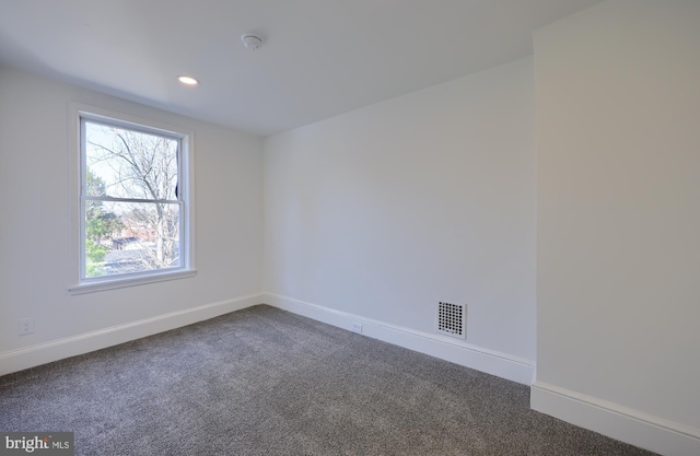 30 N Marshall St, Lancaster, PA 17602 - spare room featuring carpet flooring, recessed lighting, baseboards, and visible vents