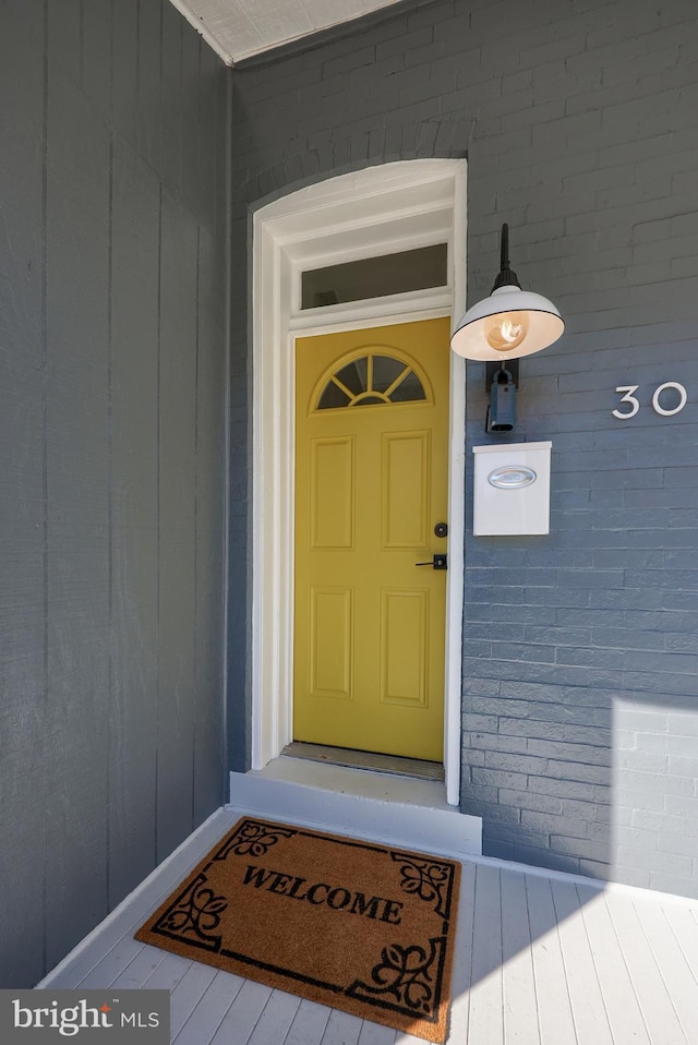 30 N Marshall St, Lancaster, PA 17602 - entrance to property with brick siding