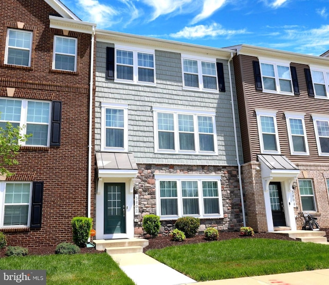 3802 Rock Spring Dr, Upper Marlboro, MD 20772 - multi unit property featuring stone siding and a front lawn