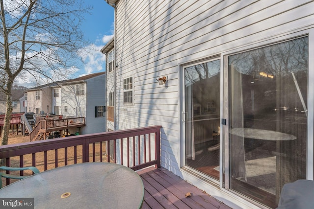 deck with outdoor dining space