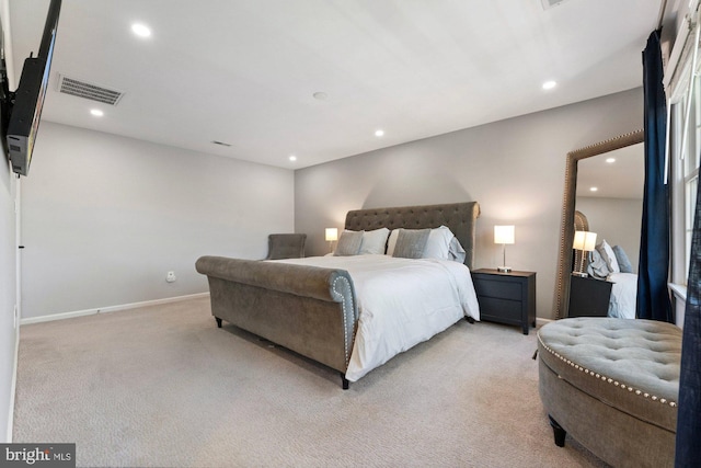 bedroom featuring light carpet, baseboards, visible vents, and recessed lighting