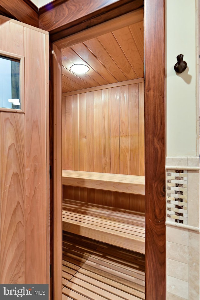 view of sauna / steam room