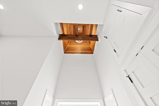 room details with recessed lighting