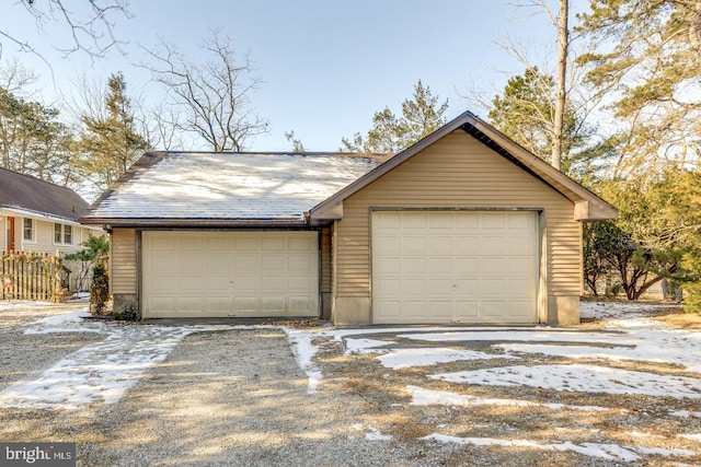 view of front of home with an outdoor structure