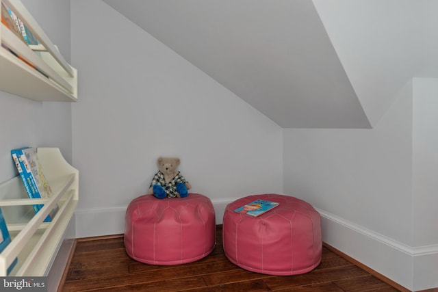 803 Coachway, Annapolis, MD 21401 - sitting room with lofted ceiling and wood finished floors