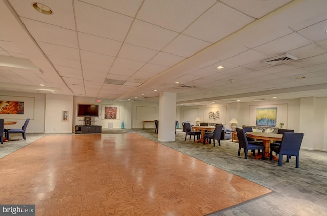 miscellaneous room featuring recessed lighting, baseboards, visible vents, and a drop ceiling