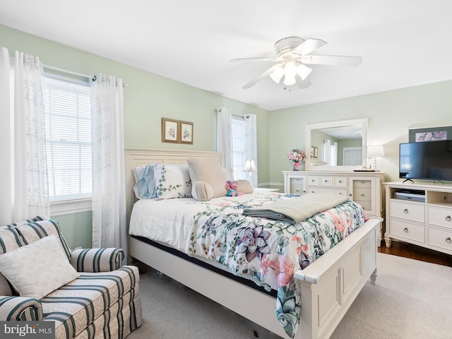 bedroom featuring ceiling fan