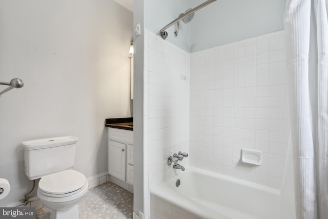 full bath with baseboards, toilet, tile patterned floors, shower / bathtub combination with curtain, and vanity