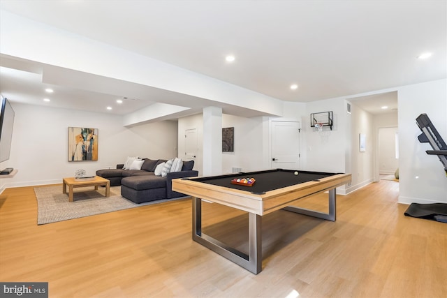 rec room with recessed lighting, baseboards, billiards, and light wood finished floors