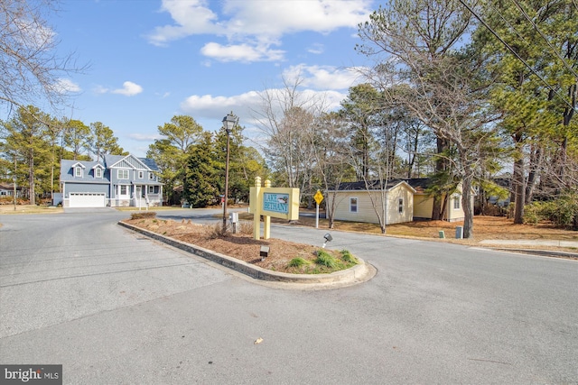 view of front of home with driveway