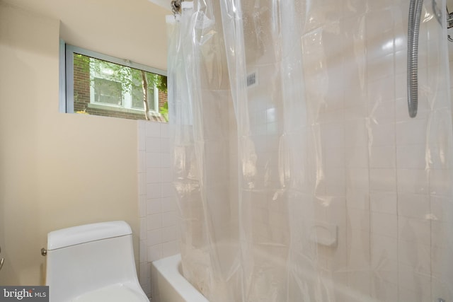 5724 4th St NW, Washington, DC 20011 - full bath with toilet and shower / tub combo with curtain