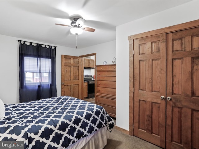 bedroom featuring a ceiling fan