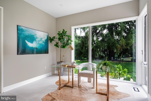 living area with baseboards