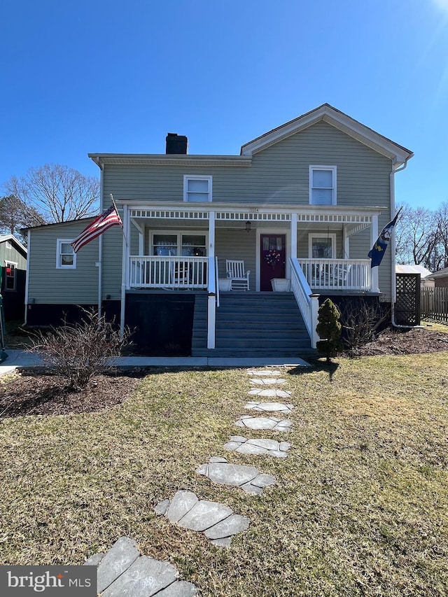 view of front of home featuring a porch