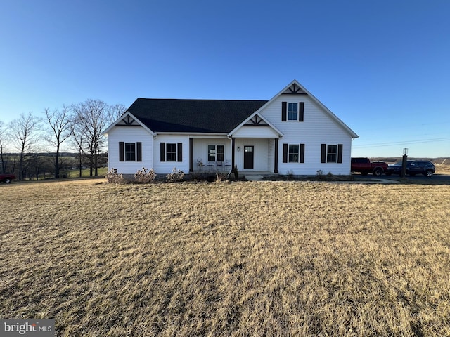 view of front of house with a front yard