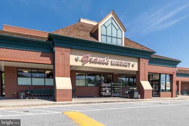 508 Limerick Cir Unit 304, Lutherville Timonium, MD 21093 - view of commercial location featuring uncovered parking