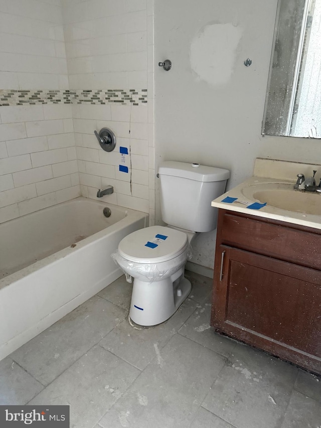 4818 Deanwood Dr, Capitol Heights, MD 20743 - full bath featuring vanity, toilet, and shower / washtub combination
