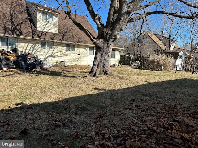 view of yard with fence