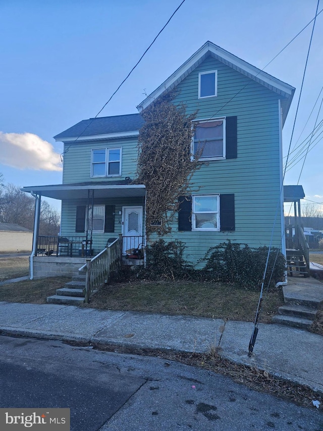 view of front of house featuring covered porch