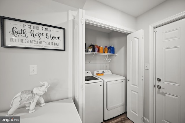 clothes washing area featuring laundry area and independent washer and dryer