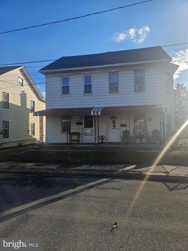 view of front of house