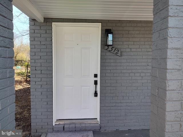 view of property entrance