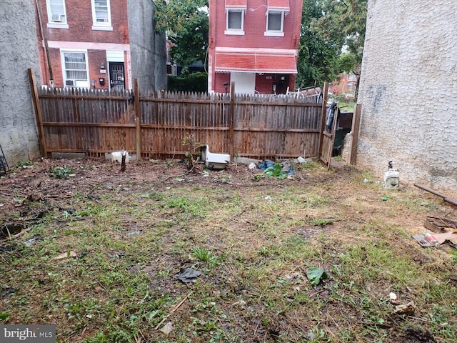 Listing photo 3 for 2363 N Gratz St, Philadelphia PA 19132