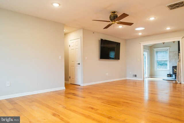 365 Heritage Way, Tuckerton, NJ 08087 - unfurnished living room featuring light wood-type flooring, ceiling fan, visible vents, and recessed lighting