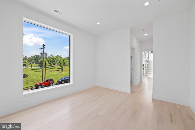 4810 3rd St N, Arlington, VA 22203 - unfurnished room with light wood finished floors and recessed lighting