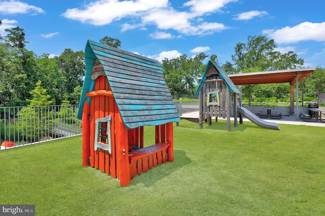 4810 3rd St N, Arlington, VA 22203 - view of community playground