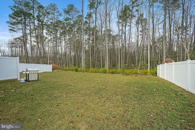 view of yard featuring fence