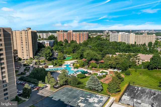 bird's eye view featuring a city view