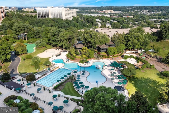 birds eye view of property featuring a city view