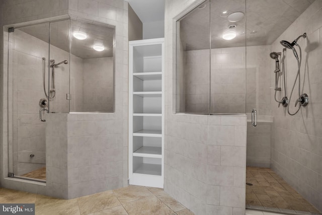 full bathroom featuring a stall shower