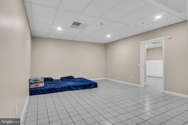 bedroom featuring recessed lighting, a drop ceiling, visible vents, and baseboards