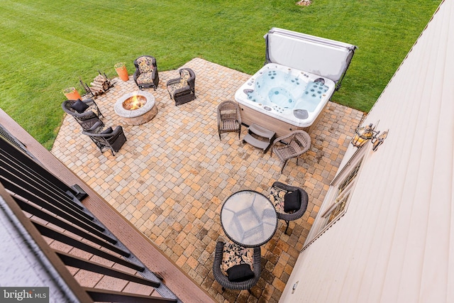 view of patio featuring a fire pit