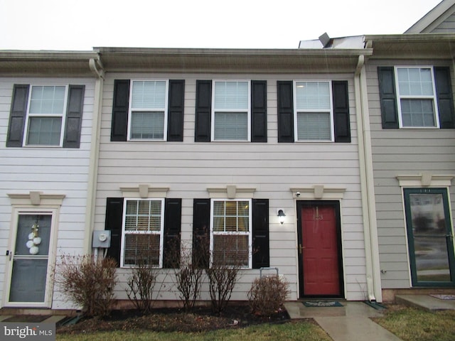 view of townhome / multi-family property