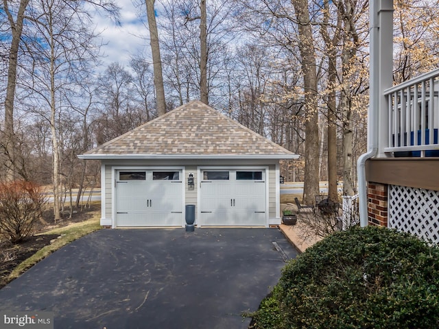 view of detached garage