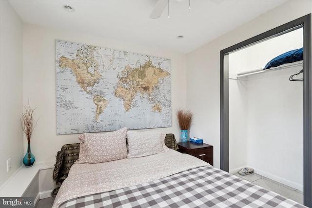 bedroom with a closet and a ceiling fan