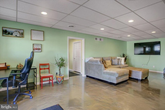 living room with baseboards, concrete floors, visible vents, and recessed lighting