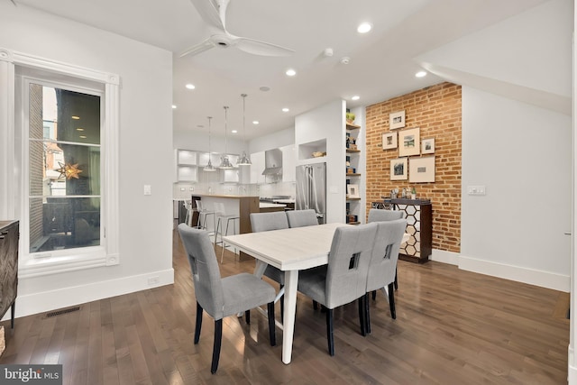 dining room with recessed lighting, visible vents, dark wood-type flooring, a ceiling fan, and baseboards