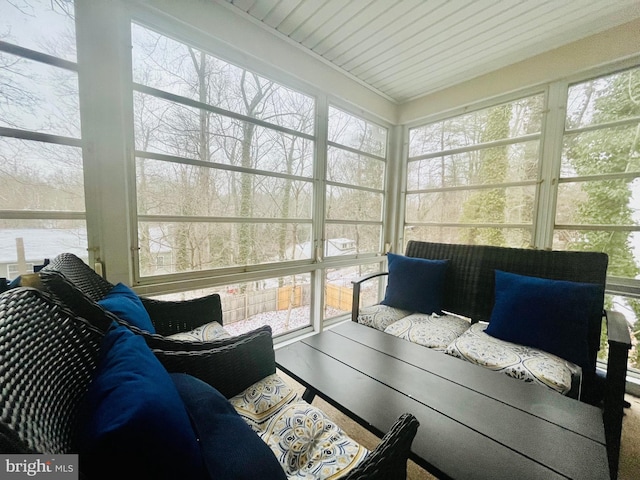 view of sunroom / solarium