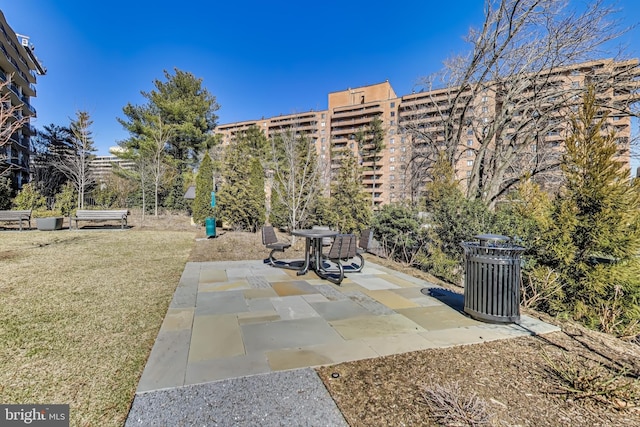 3101 New Mexico Ave NW Unit 847, Washington, DC 20016 - surrounding community with a yard and a patio