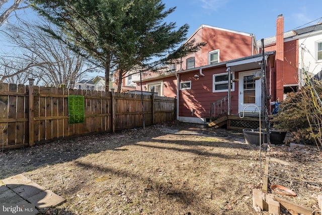 23 Swan St, Lambertville, NJ 08530 - back of property with fence