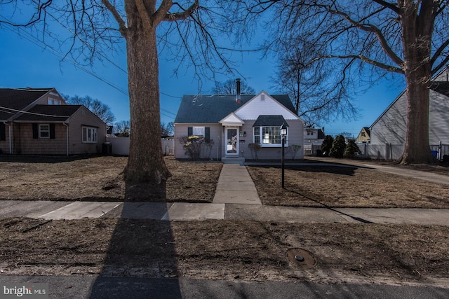 bungalow with fence