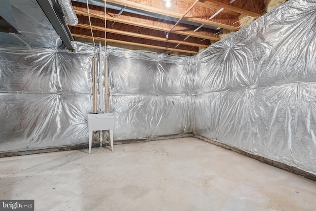 view of unfinished basement